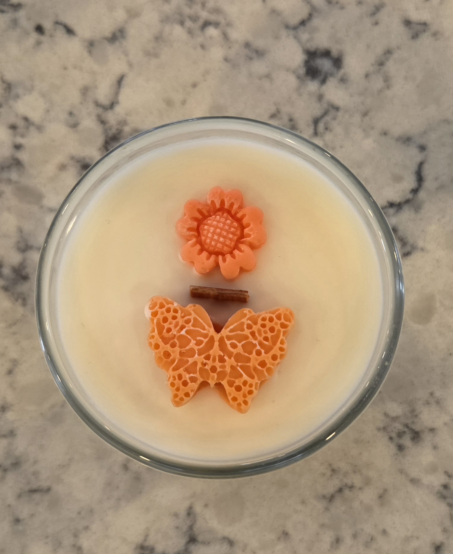 The Soyonut Signature Candle Bundle - Image 4